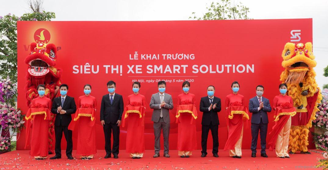 Khai trương siêu thị xe Smart Solution - công ty mua bán xe cũ thuộc Tập đoàn Vingroup