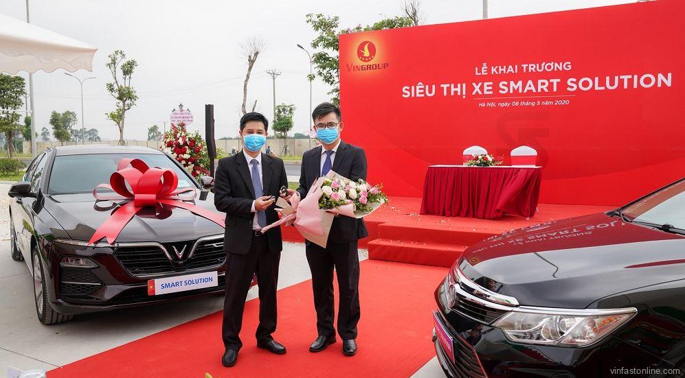 Khai trương siêu thị xe Smart Solution - công ty mua bán xe cũ thuộc Tập đoàn Vingroup